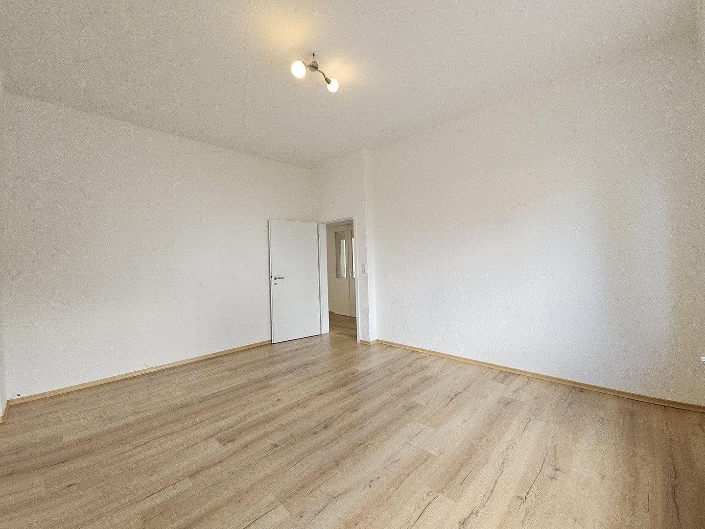 Prenájom bytu 3-izbový 88 m², Niedersteinanlage 3, Lüdenscheid, Severné Porýnie - Westfálsko Prenájom bytu 3-izbový 88 m², Niedersteinanlage 3, Lüdenscheid, Severné Porýnie - Westfálsko