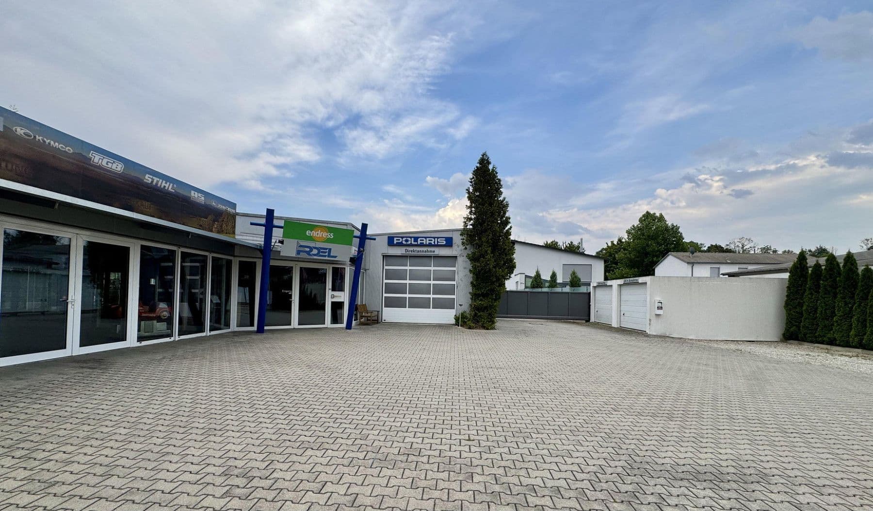Predaj nebytového priestoru 3.300 m², Pfaffenhofen, Bavorsko Predaj nebytového priestoru 3.300 m², Pfaffenhofen, Bavorsko