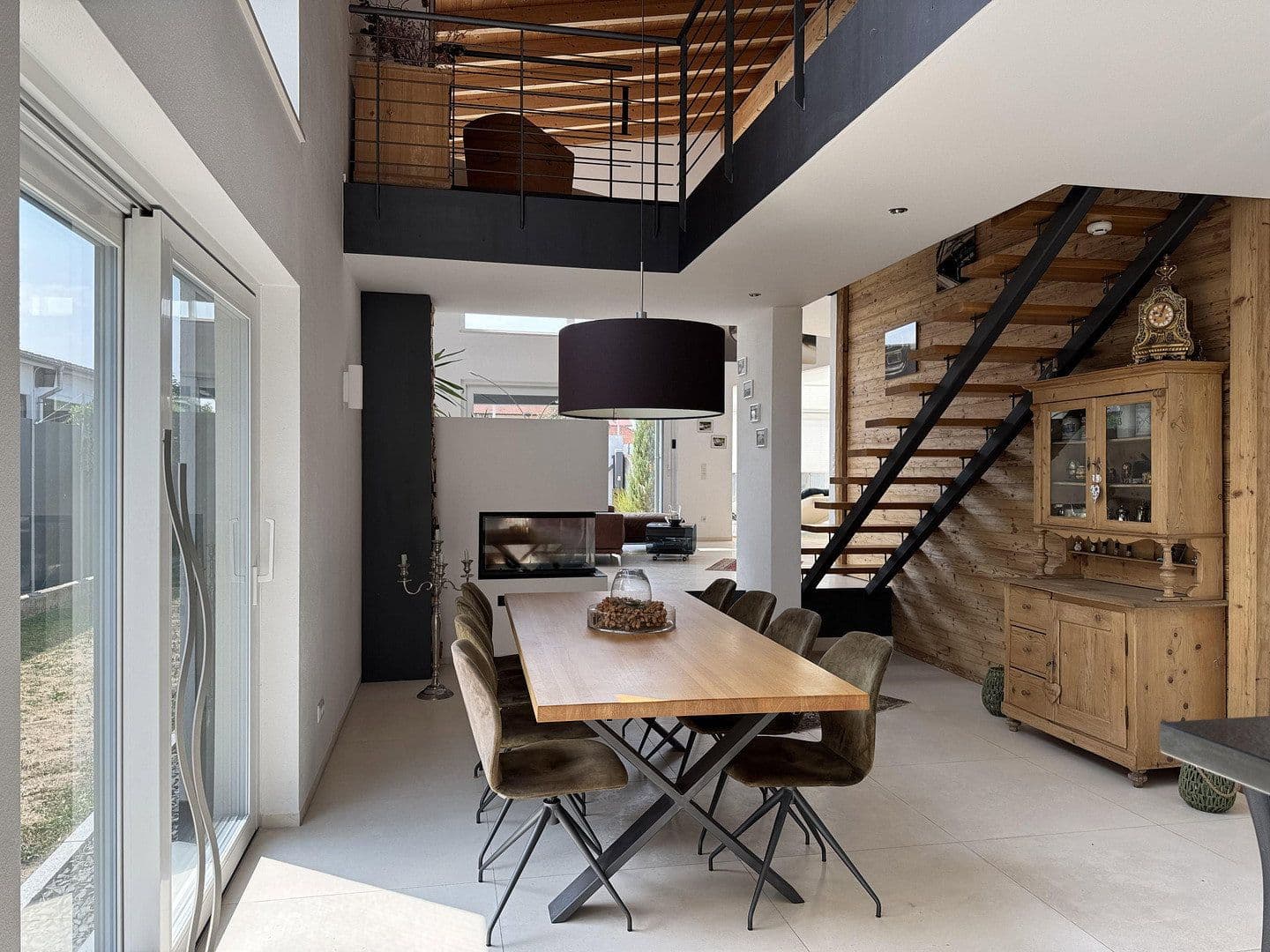 Predaj nebytového priestoru 3.300 m², Pfaffenhofen, Bavorsko Predaj nebytového priestoru 3.300 m², Pfaffenhofen, Bavorsko