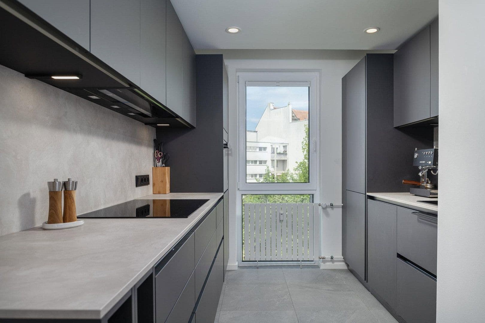 Predaj bytu 3-izbový 82 m², Schöneberger Straße 12, Friedrichshain-Kreuzberg - Kreuzberg, Berlín Predaj bytu 3-izbový 82 m², Schöneberger Straße 12, Friedrichshain-Kreuzberg - Kreuzberg, Berlín