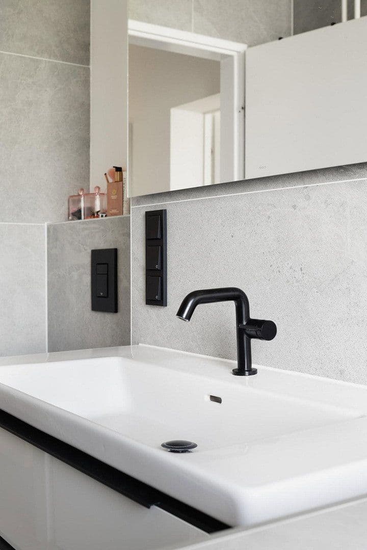 Predaj bytu 3-izbový 82 m², Schöneberger Straße 12, Friedrichshain-Kreuzberg - Kreuzberg, Berlín Predaj bytu 3-izbový 82 m², Schöneberger Straße 12, Friedrichshain-Kreuzberg - Kreuzberg, Berlín