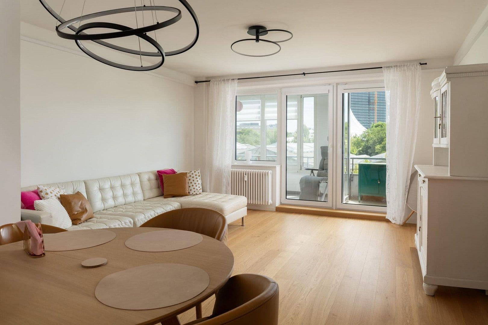Predaj bytu 3-izbový 82 m², Schöneberger Straße 12, Friedrichshain-Kreuzberg - Kreuzberg, Berlín Predaj bytu 3-izbový 82 m², Schöneberger Straße 12, Friedrichshain-Kreuzberg - Kreuzberg, Berlín