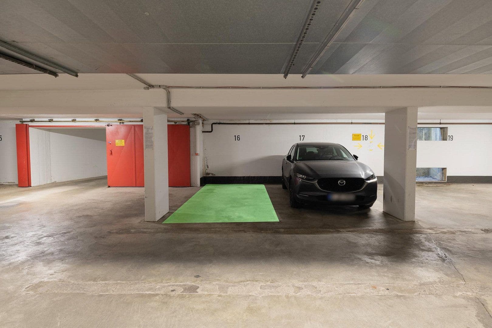 Predaj bytu 3-izbový 82 m², Schöneberger Straße 12, Friedrichshain-Kreuzberg - Kreuzberg, Berlín Predaj bytu 3-izbový 82 m², Schöneberger Straße 12, Friedrichshain-Kreuzberg - Kreuzberg, Berlín