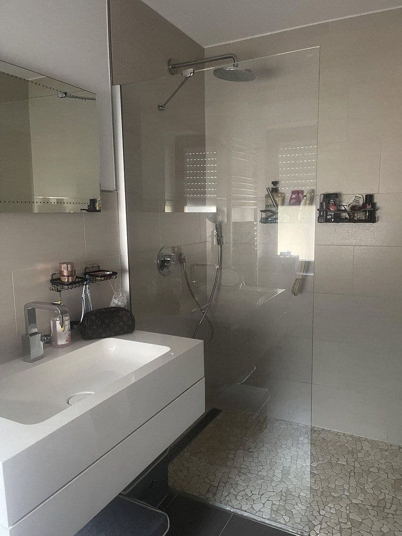 Predaj domu 250 m², pozemok 989 m², Kappenstraße 21, Mülheim an der Ruhr, Severné Porýnie - Westfálsko Predaj domu 250 m², pozemok 989 m², Kappenstraße 21, Mülheim an der Ruhr, Severné Porýnie - Westfálsko