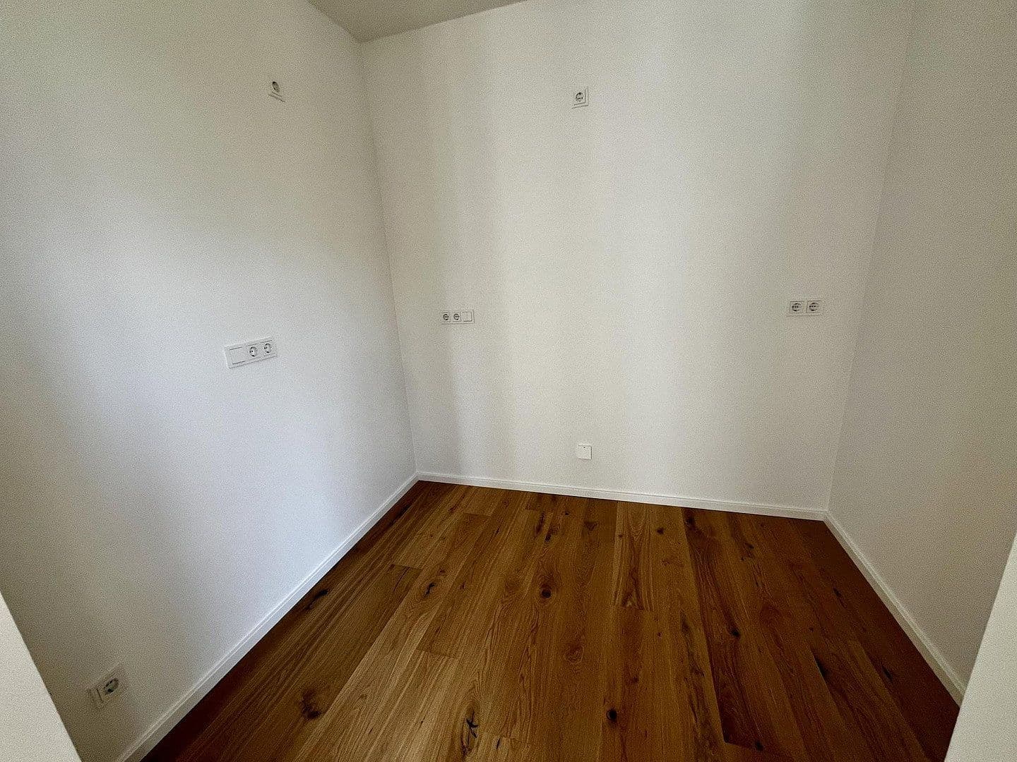 Prenájom bytu 4-izbový 100 m², Alte Str. 30, Frechen, Severné Porýnie - Westfálsko Prenájom bytu 4-izbový 100 m², Alte Str. 30, Frechen, Severné Porýnie - Westfálsko