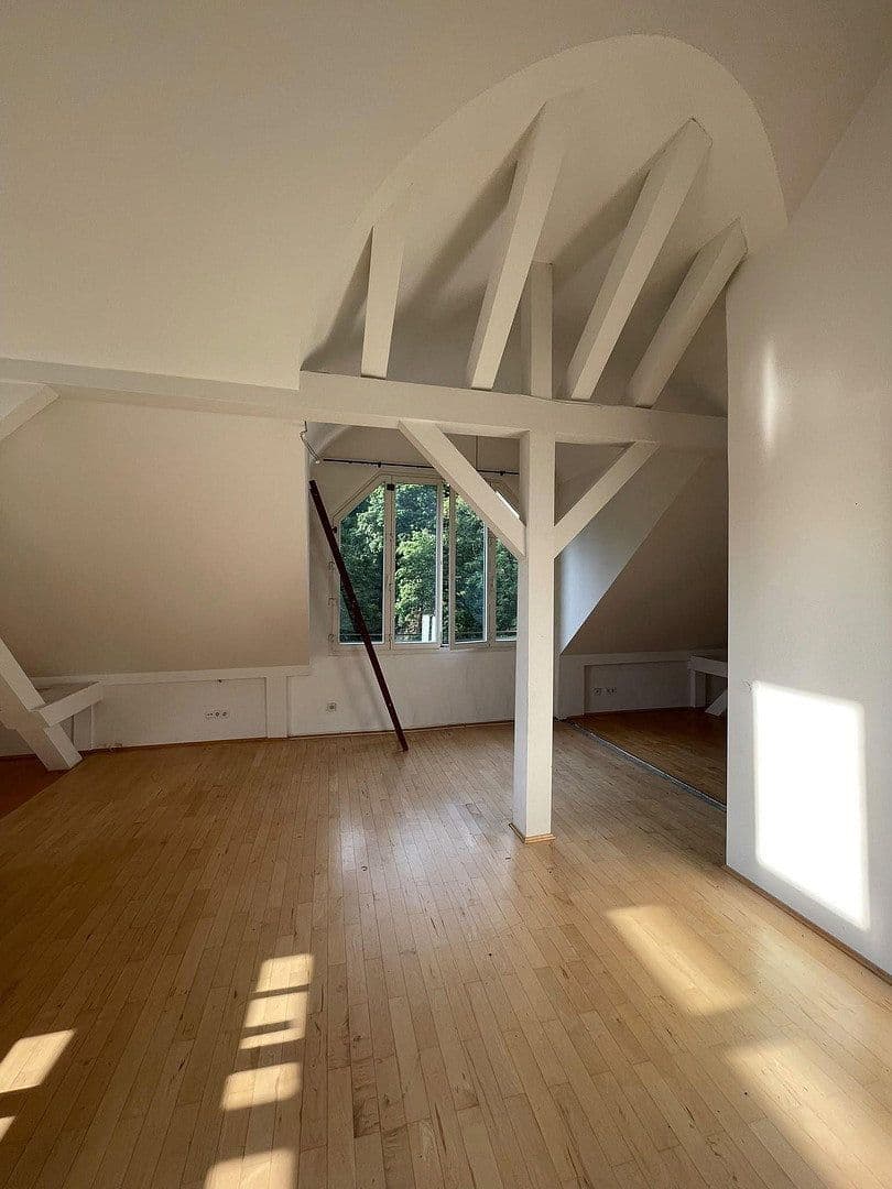 Predaj bytu 3-izbový 130 m², München, Bavorsko Predaj bytu 3-izbový 130 m², München, Bavorsko