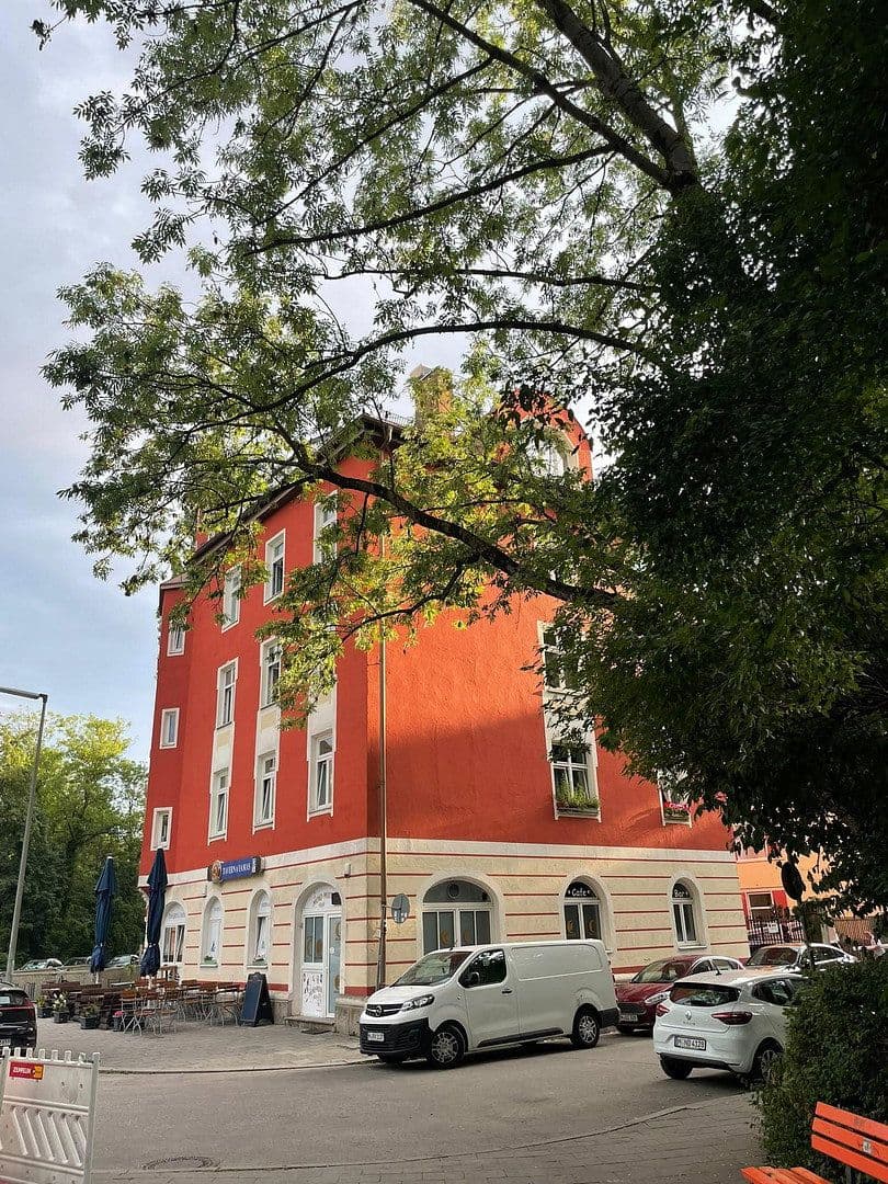 Predaj bytu 3-izbový 130 m², München, Bavorsko Predaj bytu 3-izbový 130 m², München, Bavorsko