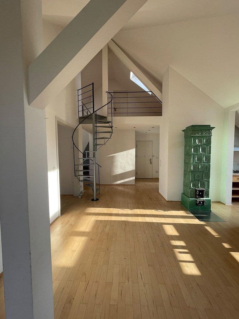 Predaj bytu 3-izbový 130 m², München, Bavorsko Predaj bytu 3-izbový 130 m², München, Bavorsko