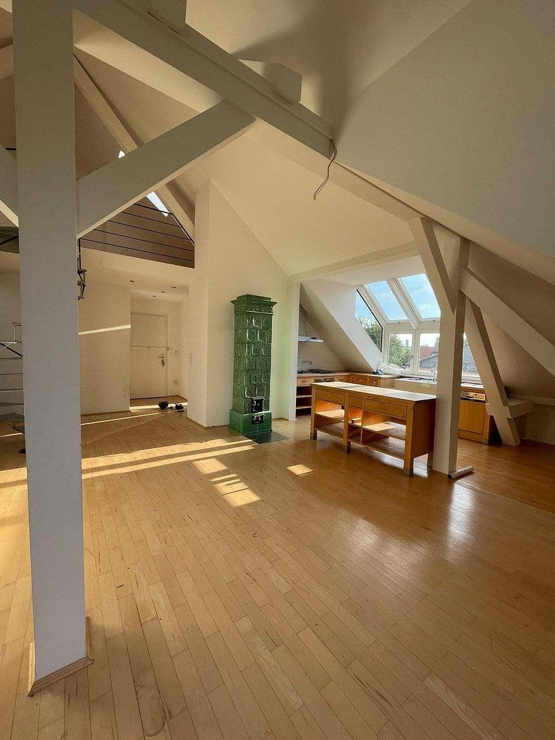 Predaj bytu 3-izbový 130 m², München, Bavorsko Predaj bytu 3-izbový 130 m², München, Bavorsko