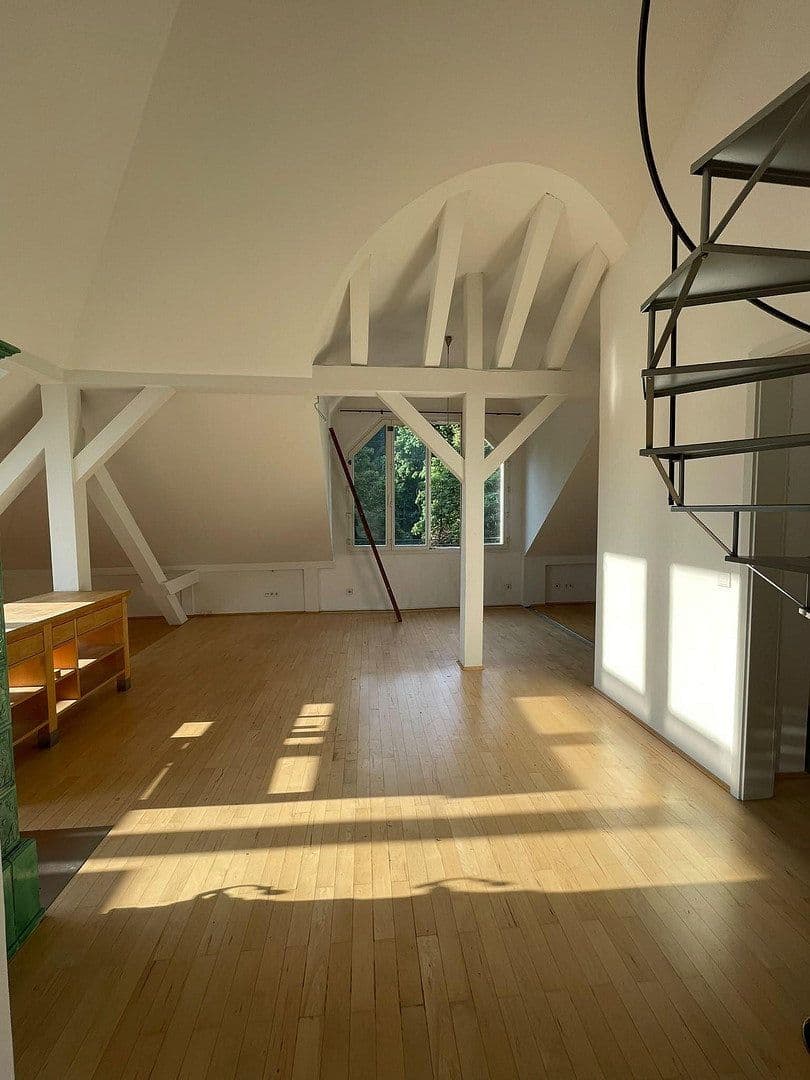 Predaj bytu 3-izbový 130 m², München, Bavorsko Predaj bytu 3-izbový 130 m², München, Bavorsko