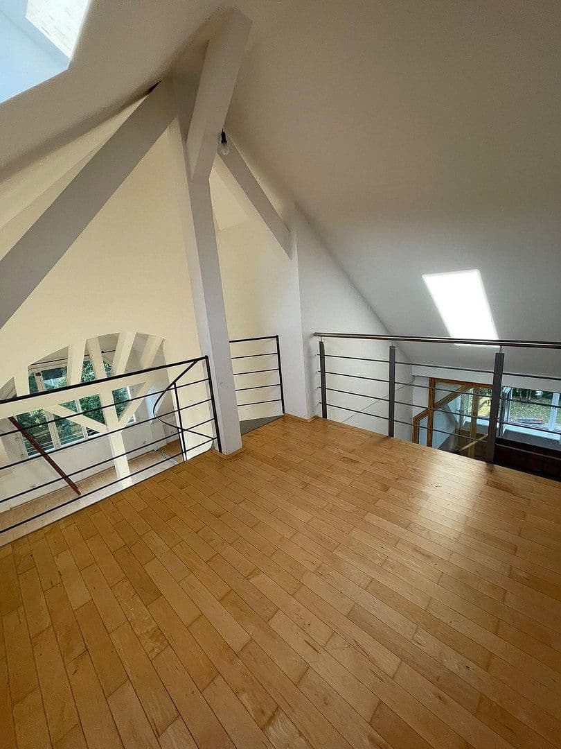 Predaj bytu 3-izbový 130 m², München, Bavorsko Predaj bytu 3-izbový 130 m², München, Bavorsko