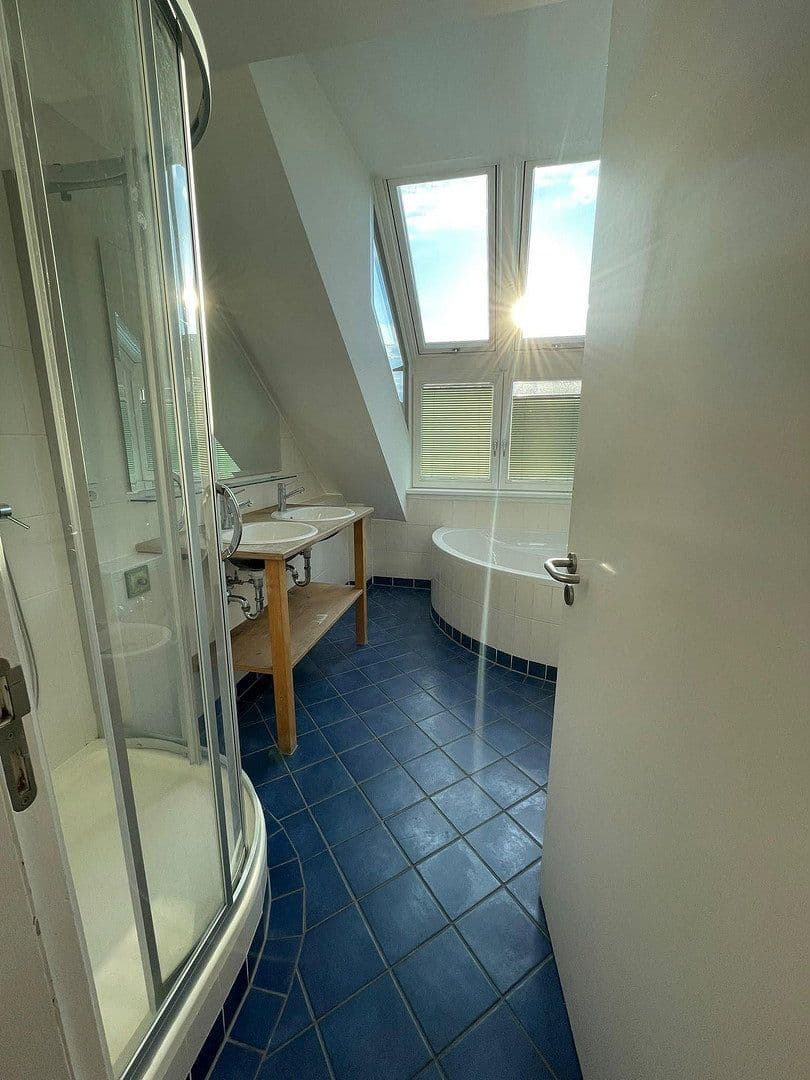 Predaj bytu 3-izbový 130 m², München, Bavorsko Predaj bytu 3-izbový 130 m², München, Bavorsko