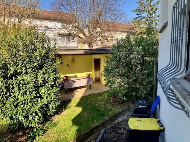 Predaj domu 95 m², pozemok 567 m², Lübecker Straße 10, Rüsselsheim am Main, Hesensko Predaj domu 95 m², pozemok 567 m², Lübecker Straße 10, Rüsselsheim am Main, Hesensko