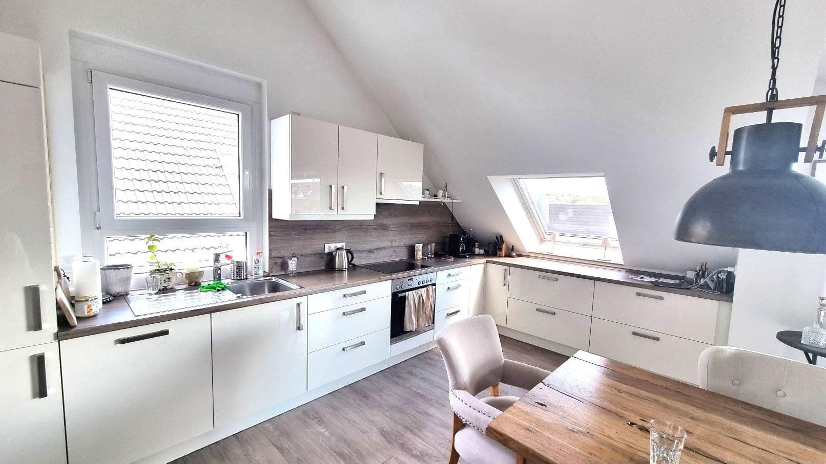 Predaj bytu 4-izbový 141 m², Korntal-Münchingen, Bádensko-Wurttembersko Predaj bytu 4-izbový 141 m², Korntal-Münchingen, Bádensko-Wurttembersko