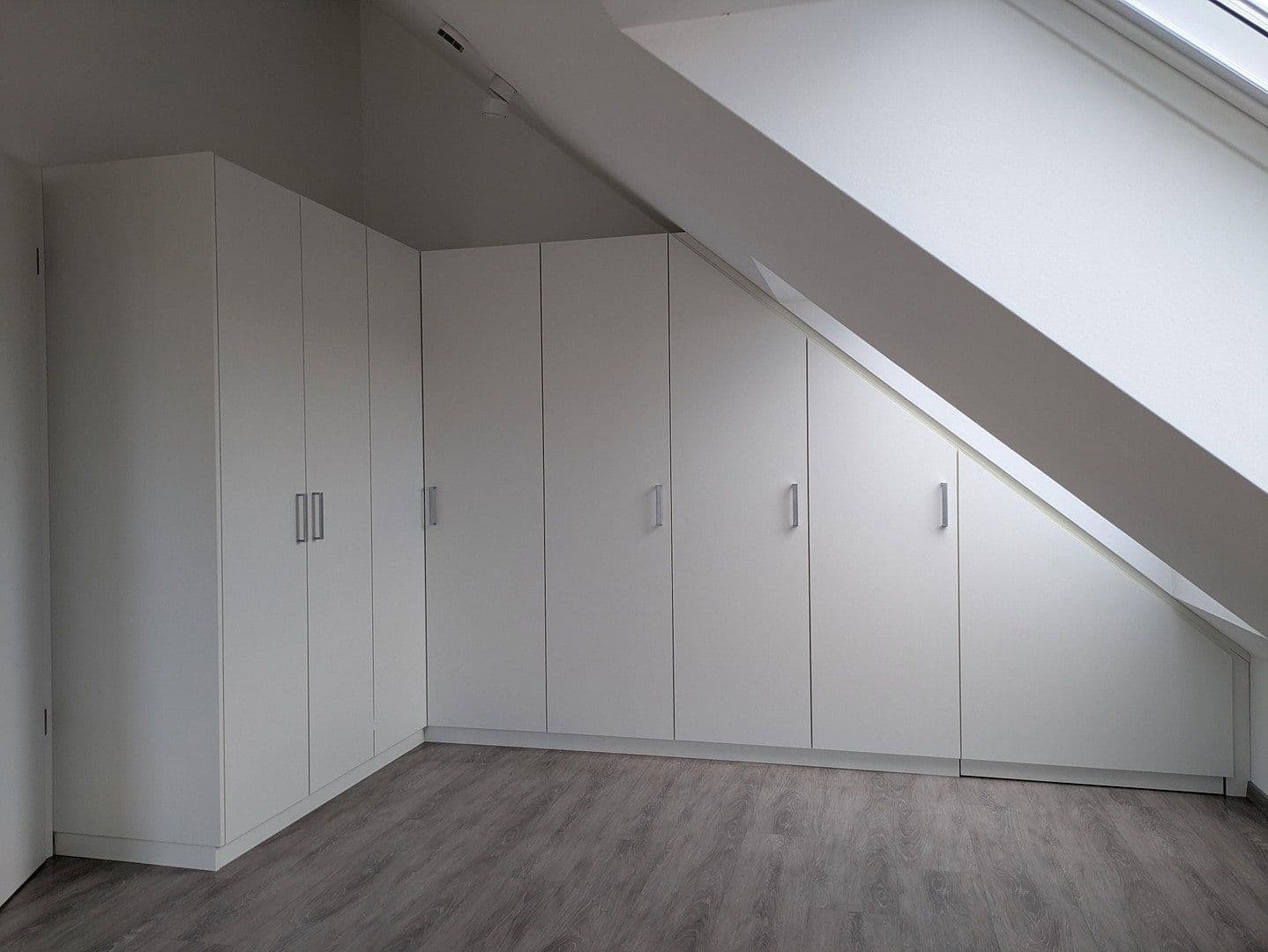 Predaj bytu 4-izbový 141 m², Korntal-Münchingen, Bádensko-Wurttembersko Predaj bytu 4-izbový 141 m², Korntal-Münchingen, Bádensko-Wurttembersko