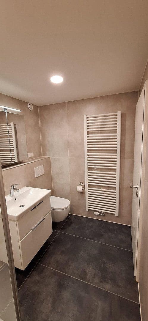 Predaj bytu 4-izbový 107 m², Heidelberg, Bádensko-Wurttembersko Predaj bytu 4-izbový 107 m², Heidelberg, Bádensko-Wurttembersko