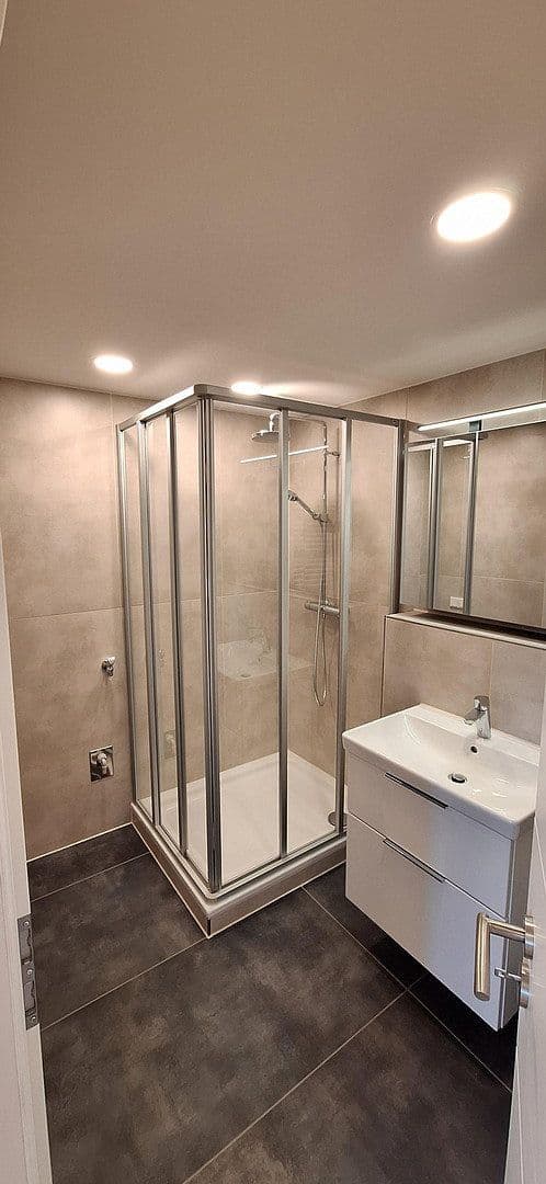 Predaj bytu 4-izbový 107 m², Heidelberg, Bádensko-Wurttembersko Predaj bytu 4-izbový 107 m², Heidelberg, Bádensko-Wurttembersko