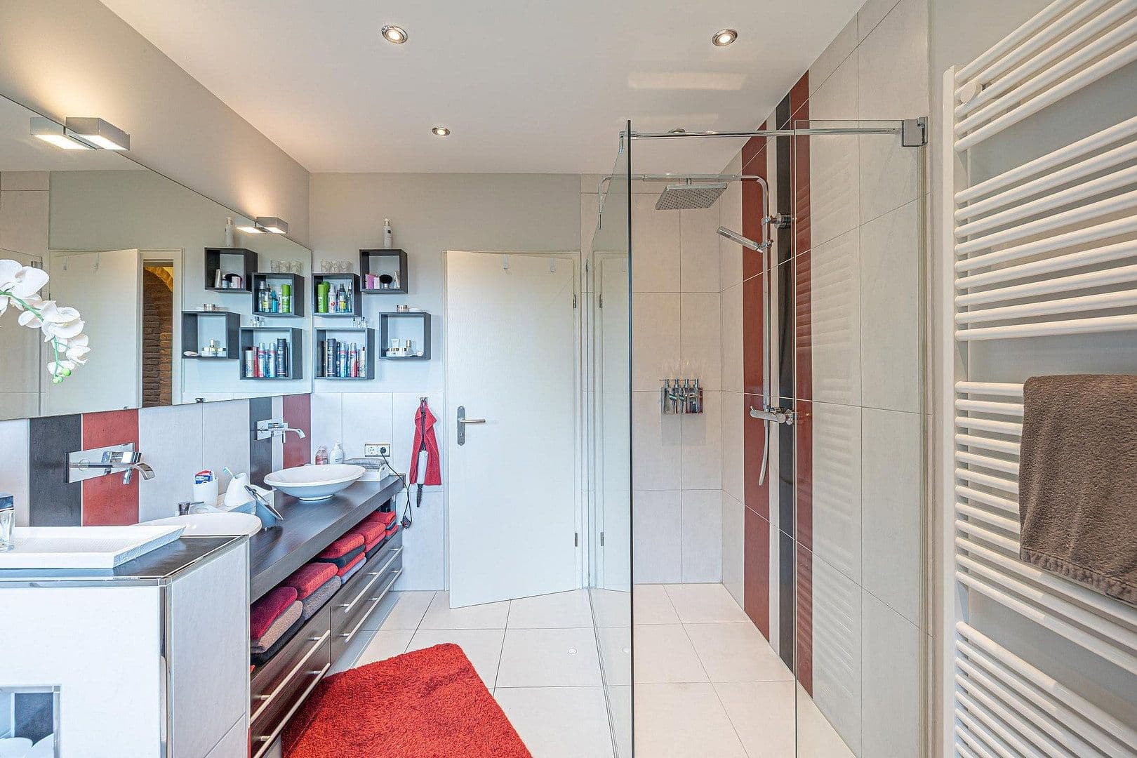 Predaj domu 200 m², pozemok 1.100 m², Rabel, Šlezvicko-Holštajnsko Predaj domu 200 m², pozemok 1.100 m², Rabel, Šlezvicko-Holštajnsko