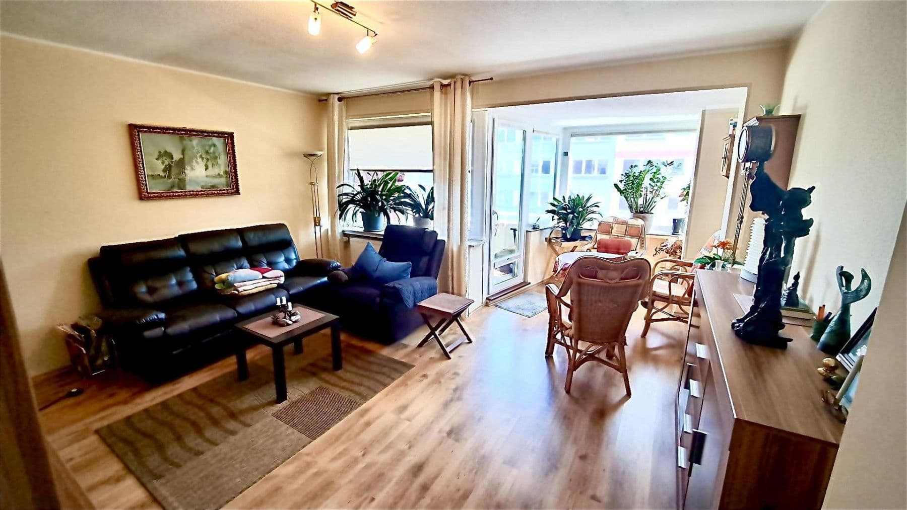 Predaj bytu 3-izbový 72 m², Bremen, Brémy Predaj bytu 3-izbový 72 m², Bremen, Brémy