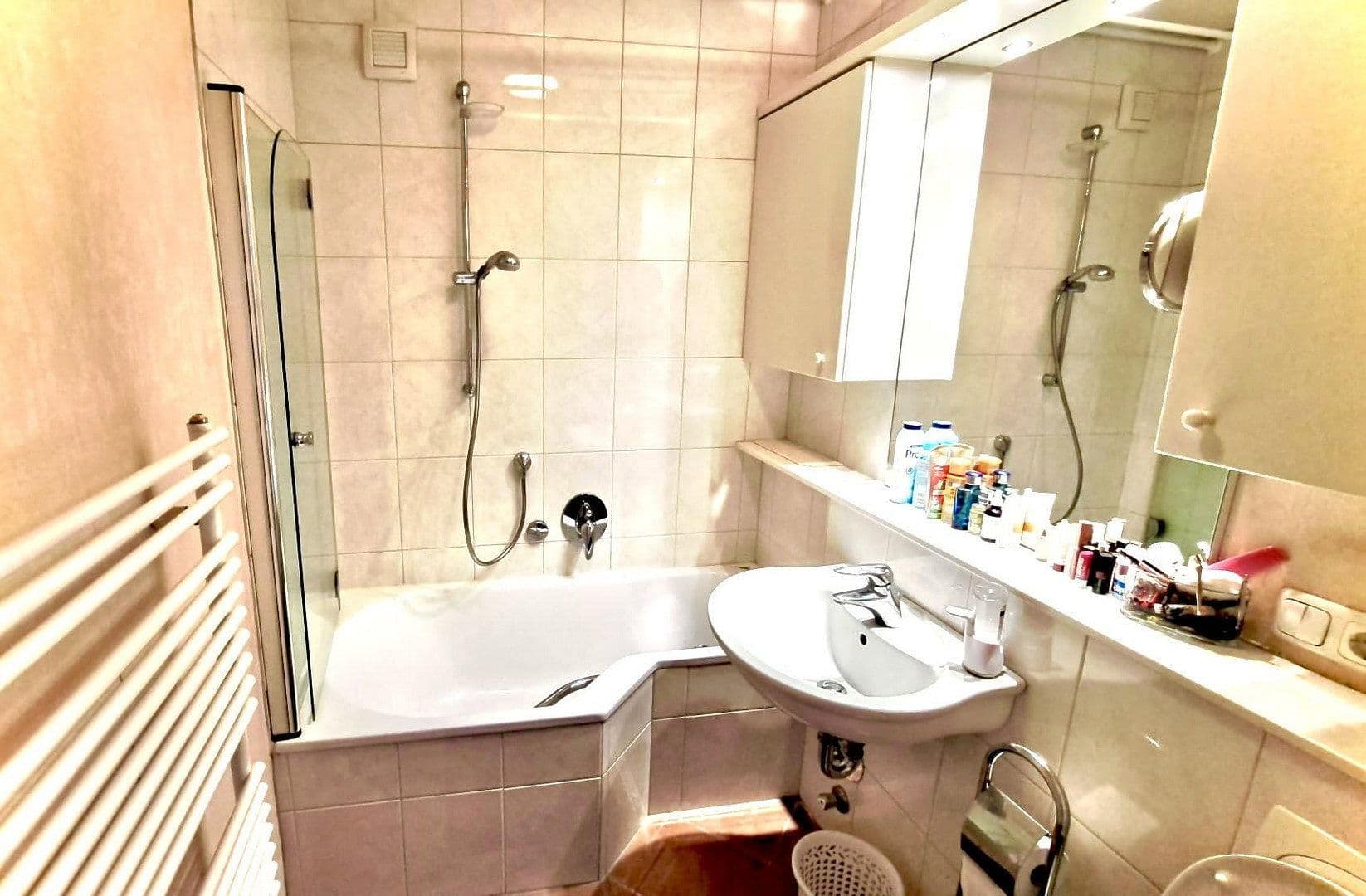 Predaj bytu 3-izbový 72 m², Bremen, Brémy Predaj bytu 3-izbový 72 m², Bremen, Brémy