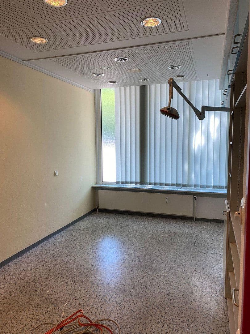 Prenájom kancelárie 305 m², Leonrodstr 69, München, Bavorsko Prenájom kancelárie 305 m², Leonrodstr 69, München, Bavorsko