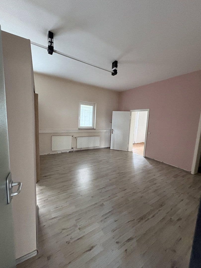 Prenájom kancelárie 110 m², Herforder Str. 7, Bad Oeynhausen, Severné Porýnie - Westfálsko Prenájom kancelárie 110 m², Herforder Str. 7, Bad Oeynhausen, Severné Porýnie - Westfálsko