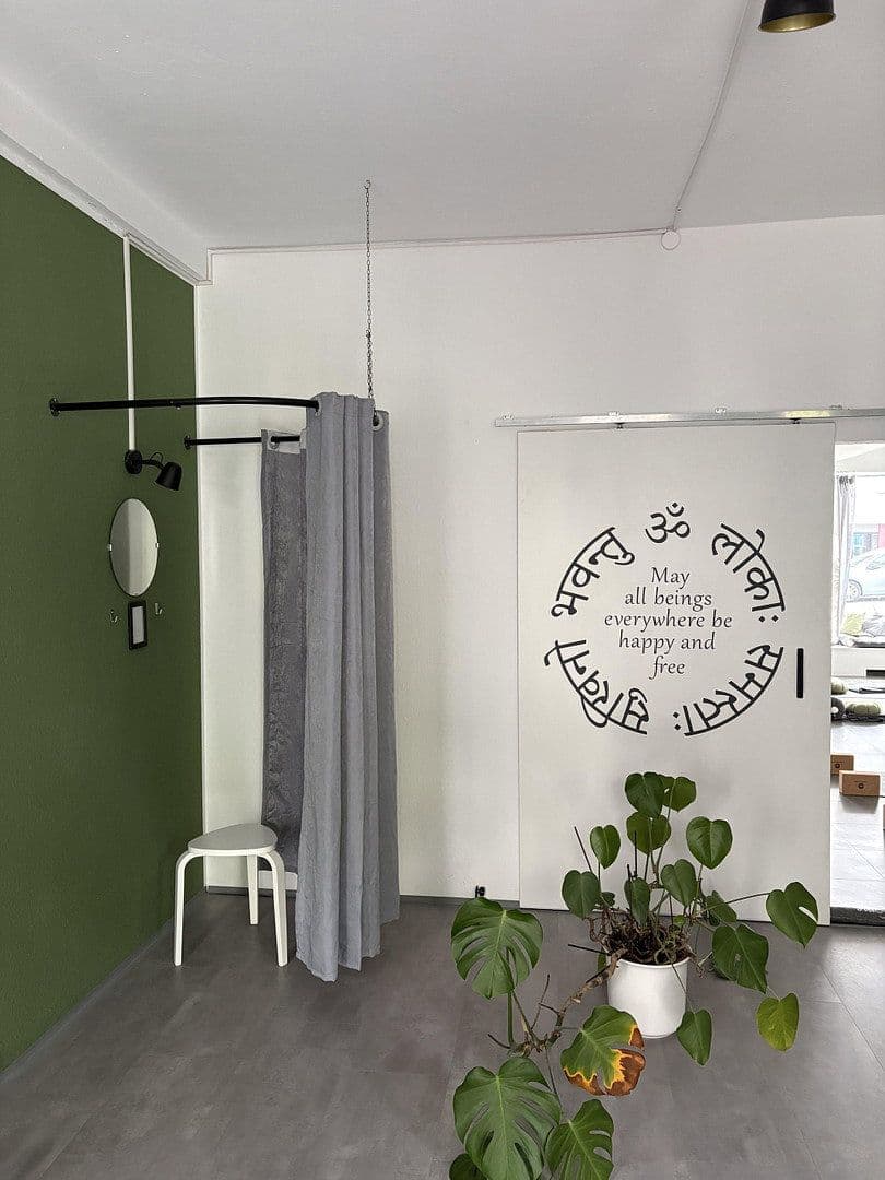 Prenájom kancelárie 110 m², Herforder Str. 7, Bad Oeynhausen, Severné Porýnie - Westfálsko Prenájom kancelárie 110 m², Herforder Str. 7, Bad Oeynhausen, Severné Porýnie - Westfálsko