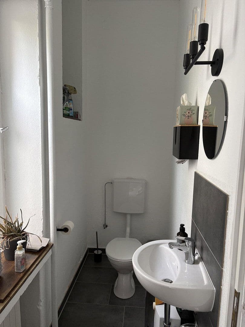 Prenájom kancelárie 110 m², Herforder Str. 7, Bad Oeynhausen, Severné Porýnie - Westfálsko Prenájom kancelárie 110 m², Herforder Str. 7, Bad Oeynhausen, Severné Porýnie - Westfálsko