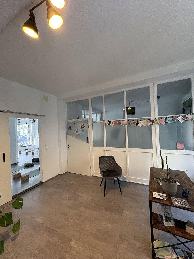 Prenájom kancelárie 110 m², Herforder Str. 7, Bad Oeynhausen, Severné Porýnie - Westfálsko Prenájom kancelárie 110 m², Herforder Str. 7, Bad Oeynhausen, Severné Porýnie - Westfálsko