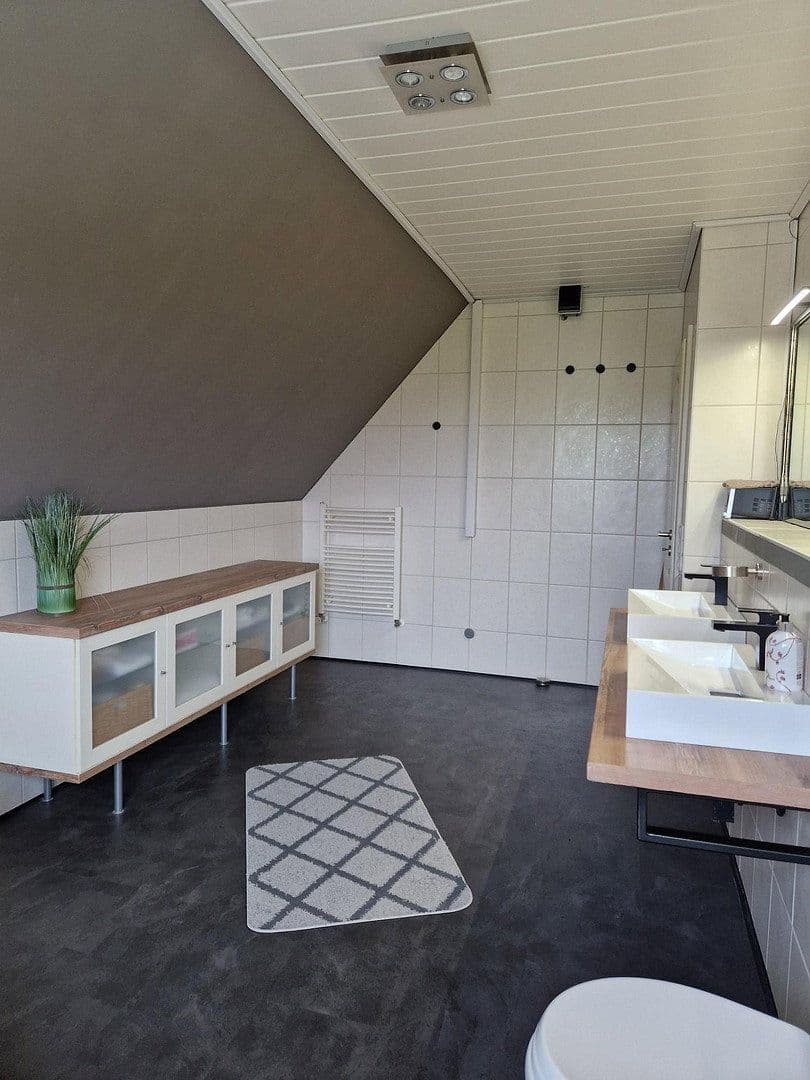 Predaj domu 124 m², pozemok 702 m², Delingsdorf, Šlezvicko-Holštajnsko Predaj domu 124 m², pozemok 702 m², Delingsdorf, Šlezvicko-Holštajnsko
