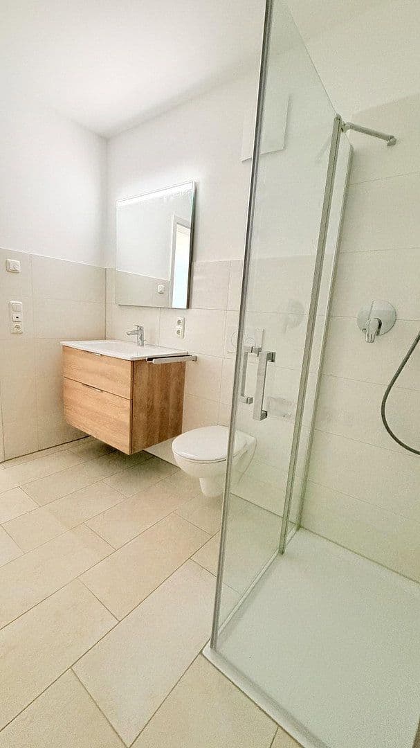 Prenájom bytu 2-izbový 53 m², Berchtersgadener Straße 13, Burghausen, Bavorsko Prenájom bytu 2-izbový 53 m², Berchtersgadener Straße 13, Burghausen, Bavorsko