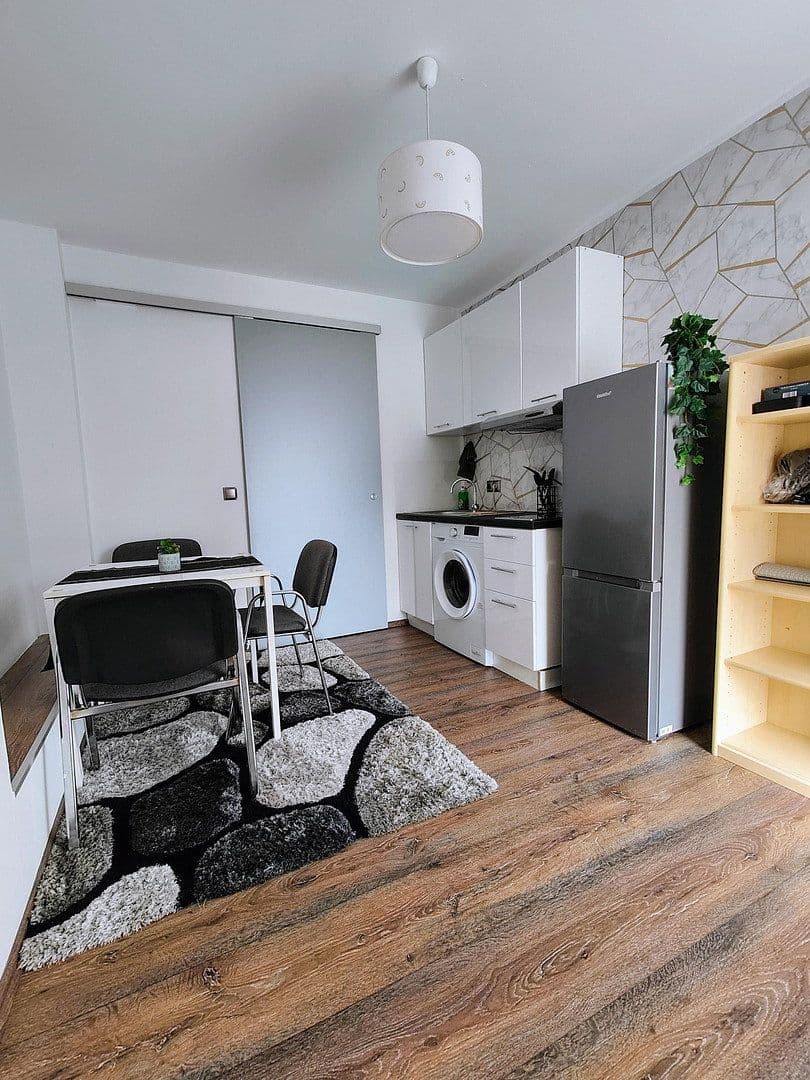 Predaj domu 160 m², pozemok 300 m², Duisburg, Severné Porýnie - Westfálsko Predaj domu 160 m², pozemok 300 m², Duisburg, Severné Porýnie - Westfálsko
