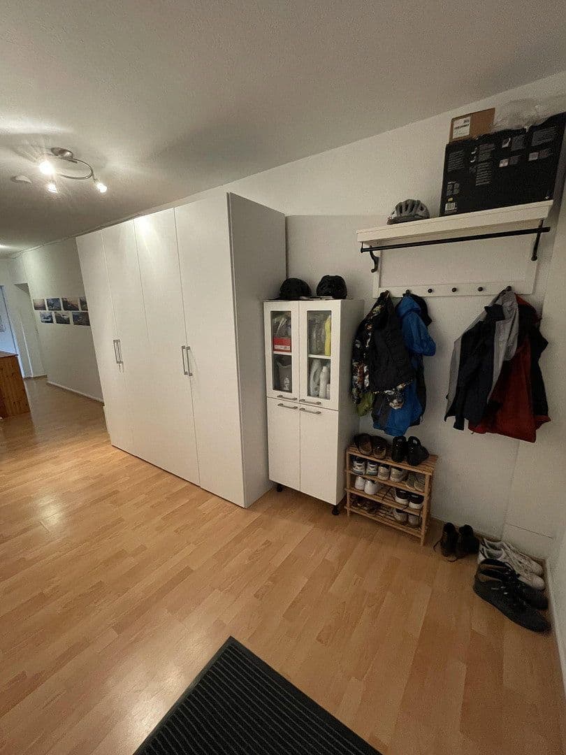 Prenájom bytu 3-izbový 96 m², Rüppurrer Str. 26, Karlsruhe, Bádensko-Wurttembersko Prenájom bytu 3-izbový 96 m², Rüppurrer Str. 26, Karlsruhe, Bádensko-Wurttembersko