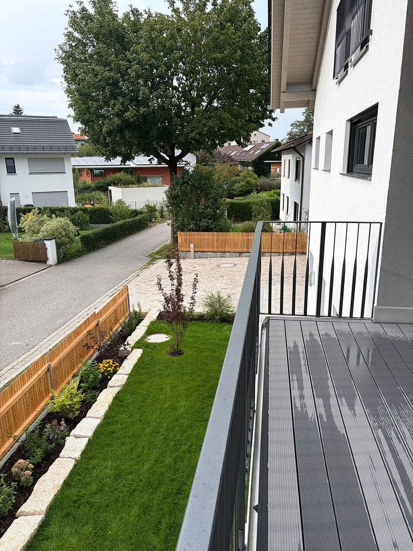Prenájom bytu 4-izbový 188 m², Enthammerstr. 7, Grafing, Bavorsko Prenájom bytu 4-izbový 188 m², Enthammerstr. 7, Grafing, Bavorsko