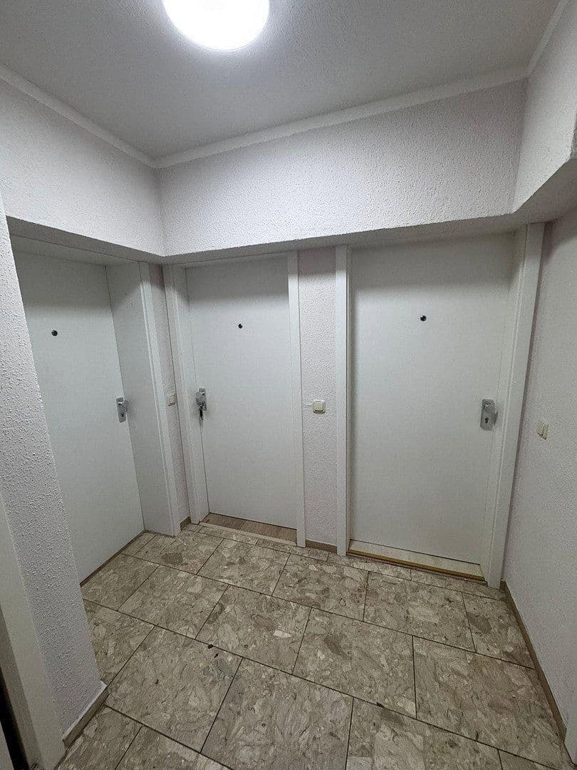 Predaj domu 1.477 m², pozemok 1.835 m², Rinteln, Dolné Sasko Predaj domu 1.477 m², pozemok 1.835 m², Rinteln, Dolné Sasko