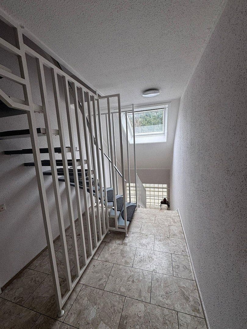 Predaj domu 1.477 m², pozemok 1.835 m², Rinteln, Dolné Sasko Predaj domu 1.477 m², pozemok 1.835 m², Rinteln, Dolné Sasko