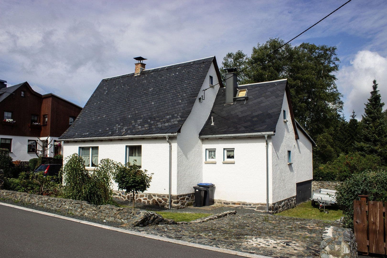 Predaj domu 110 m², pozemok 2.400 m², Muldenhammer, Sasko Predaj domu 110 m², pozemok 2.400 m², Muldenhammer, Sasko