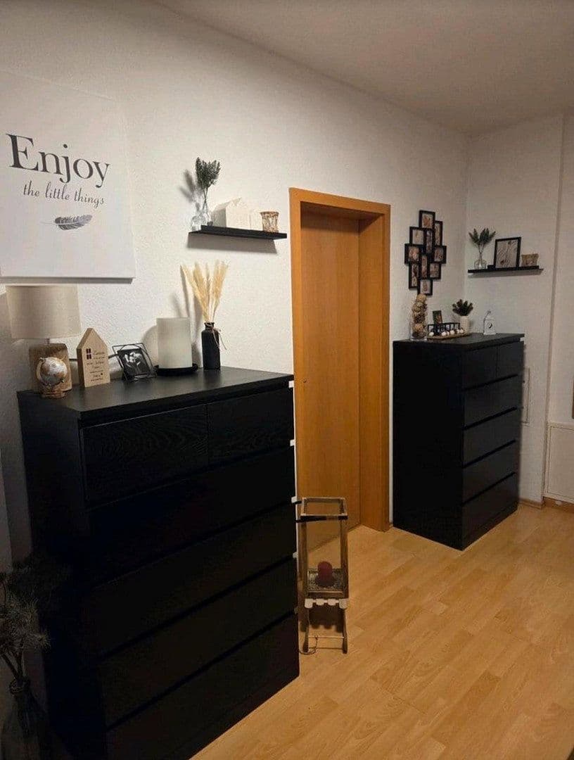 Prenájom bytu 2-izbový 77 m², Chemnitz, Sasko Prenájom bytu 2-izbový 77 m², Chemnitz, Sasko