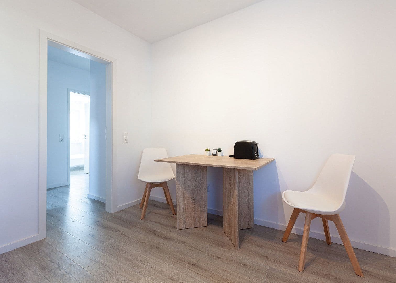 Prenájom bytu 2-izbový 58 m², Kassel, Hesensko Prenájom bytu 2-izbový 58 m², Kassel, Hesensko