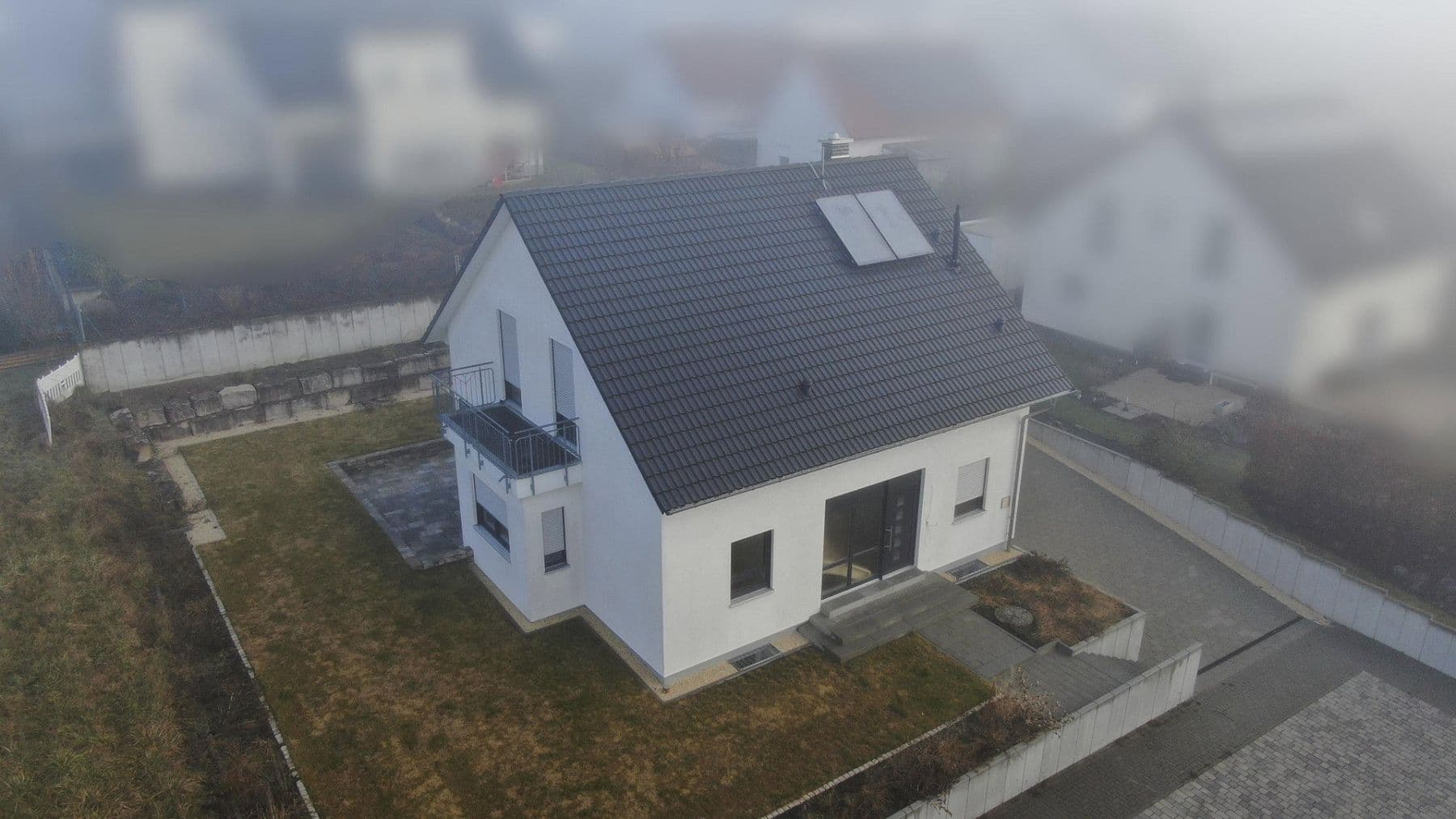 Predaj domu 200 m², pozemok 555 m², Niederkleener Strasse 27, Langgöns, Hesensko Predaj domu 200 m², pozemok 555 m², Niederkleener Strasse 27, Langgöns, Hesensko