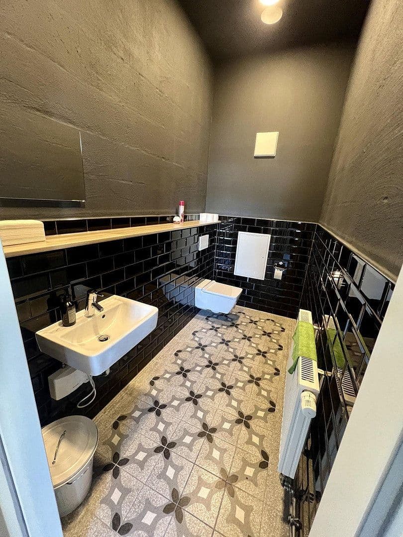 Prenájom nebytového priestoru 287 m², Königsbrücker Straße 96, Dresden, Sasko Prenájom nebytového priestoru 287 m², Königsbrücker Straße 96, Dresden, Sasko
