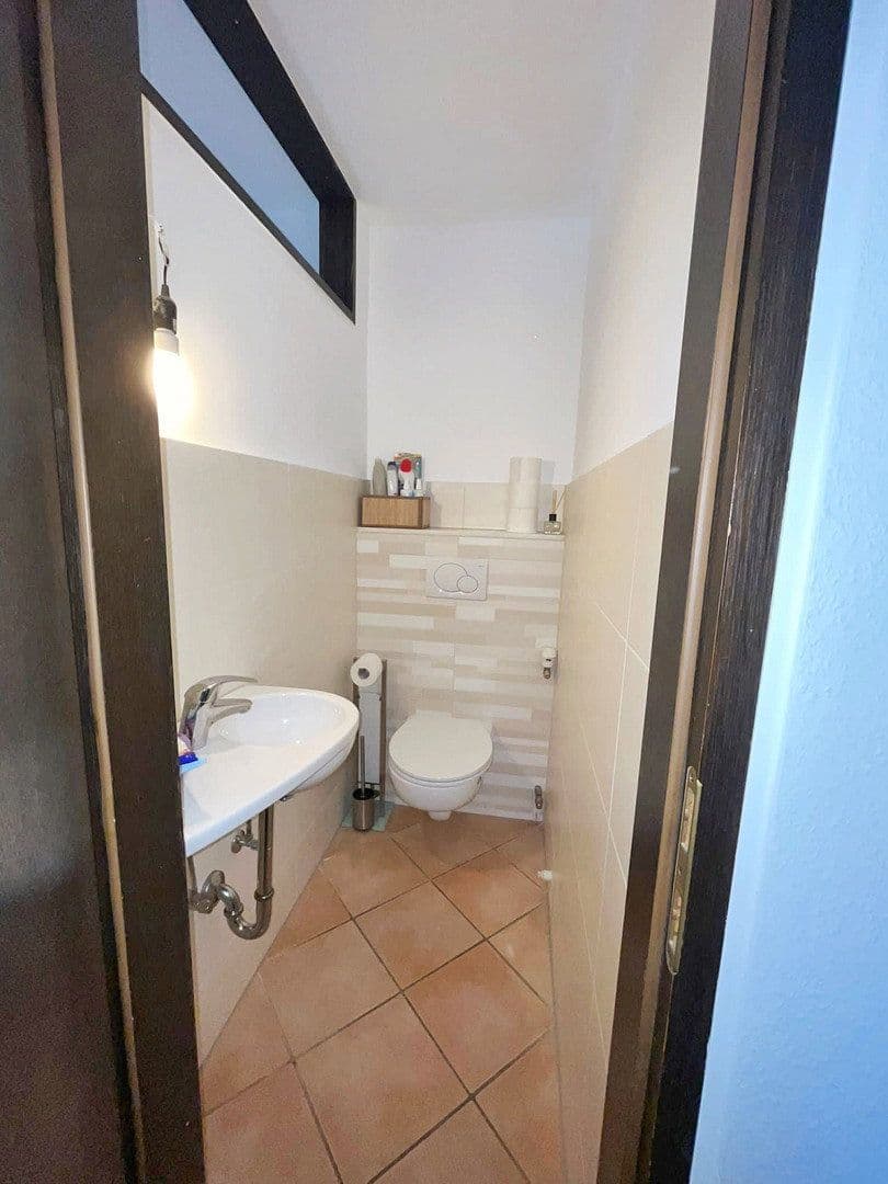 Prenájom bytu 3-izbový 120 m², Zellhäuser Str. 17, Mainhausen, Hesensko Prenájom bytu 3-izbový 120 m², Zellhäuser Str. 17, Mainhausen, Hesensko