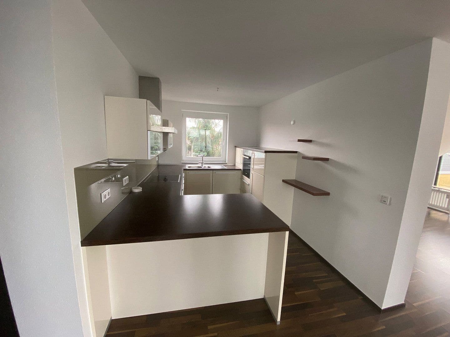 Prenájom bytu 3-izbový 120 m², Zellhäuser Str. 17, Mainhausen, Hesensko Prenájom bytu 3-izbový 120 m², Zellhäuser Str. 17, Mainhausen, Hesensko
