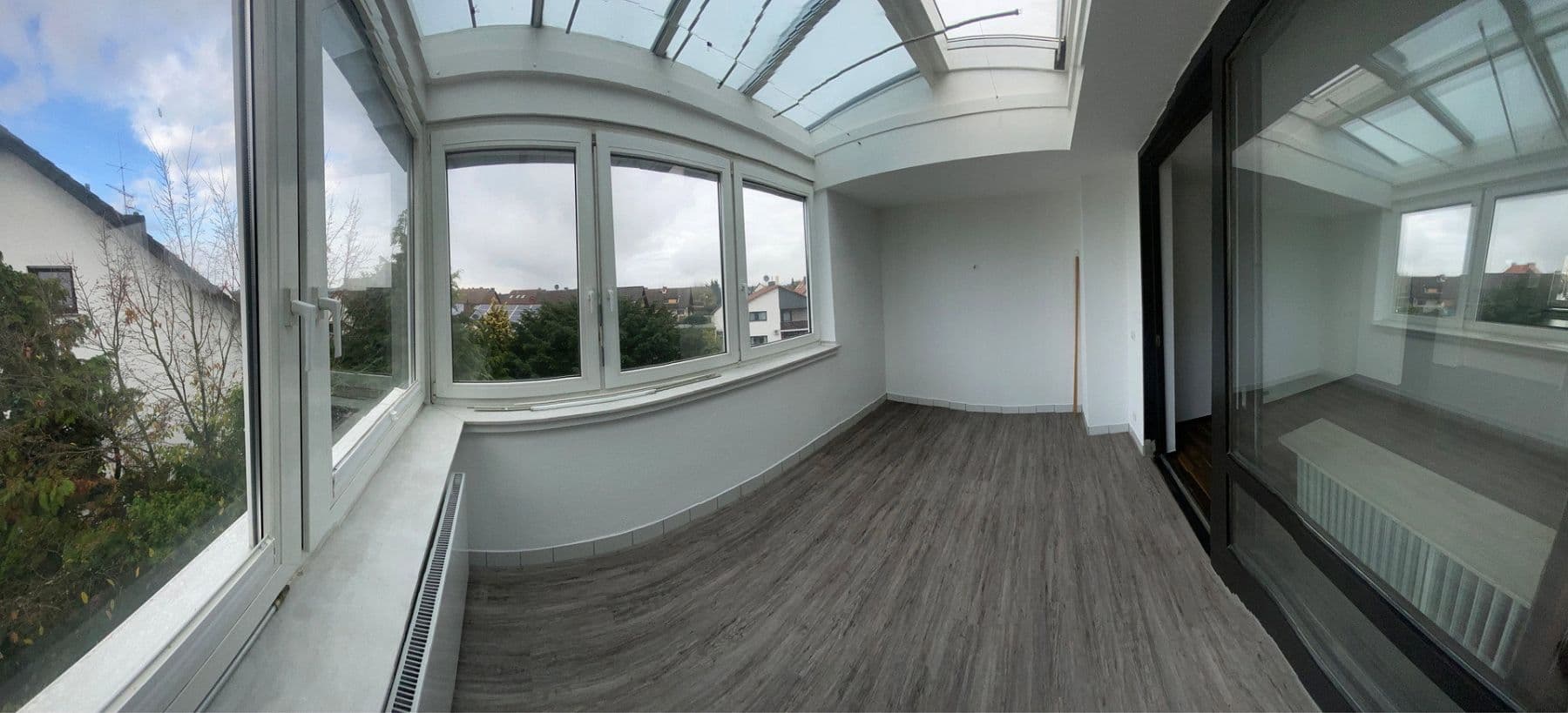 Prenájom bytu 3-izbový 120 m², Zellhäuser Str. 17, Mainhausen, Hesensko Prenájom bytu 3-izbový 120 m², Zellhäuser Str. 17, Mainhausen, Hesensko
