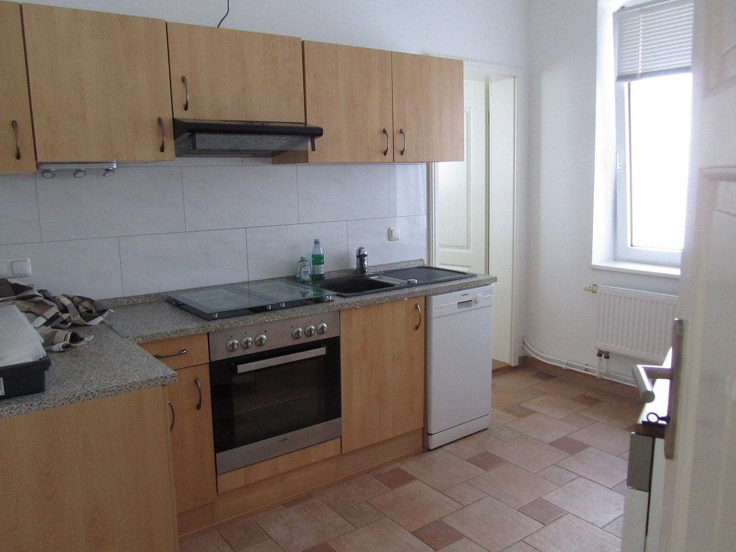 Prenájom bytu 3-izbový 70 m², Hannoversche Straße 35, Braunschweig, Dolné Sasko Prenájom bytu 3-izbový 70 m², Hannoversche Straße 35, Braunschweig, Dolné Sasko