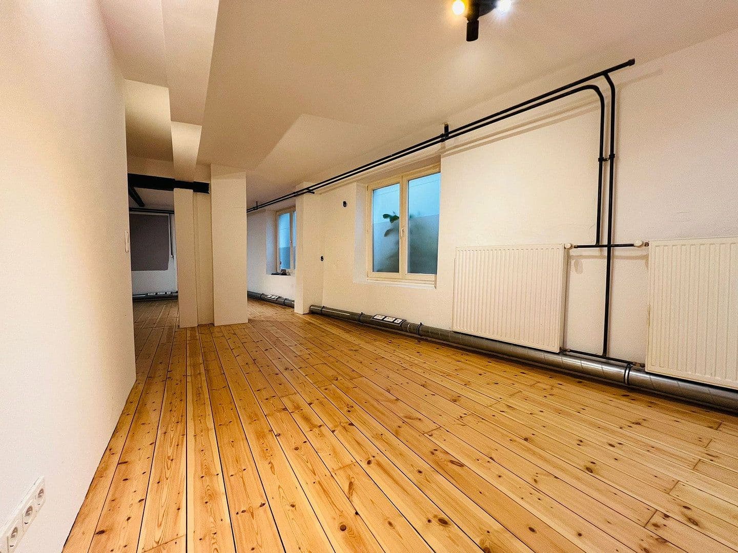 Prenájom kancelárie 110 m², Hamburg, Hamburg Prenájom kancelárie 110 m², Hamburg, Hamburg