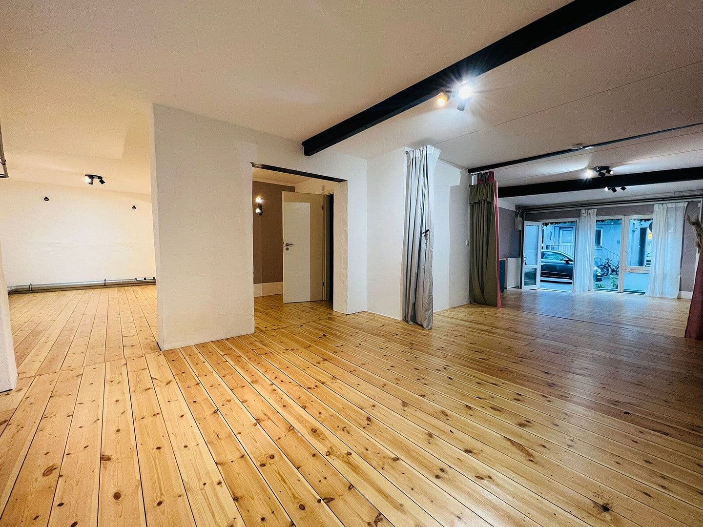 Prenájom kancelárie 110 m², Hamburg, Hamburg Prenájom kancelárie 110 m², Hamburg, Hamburg