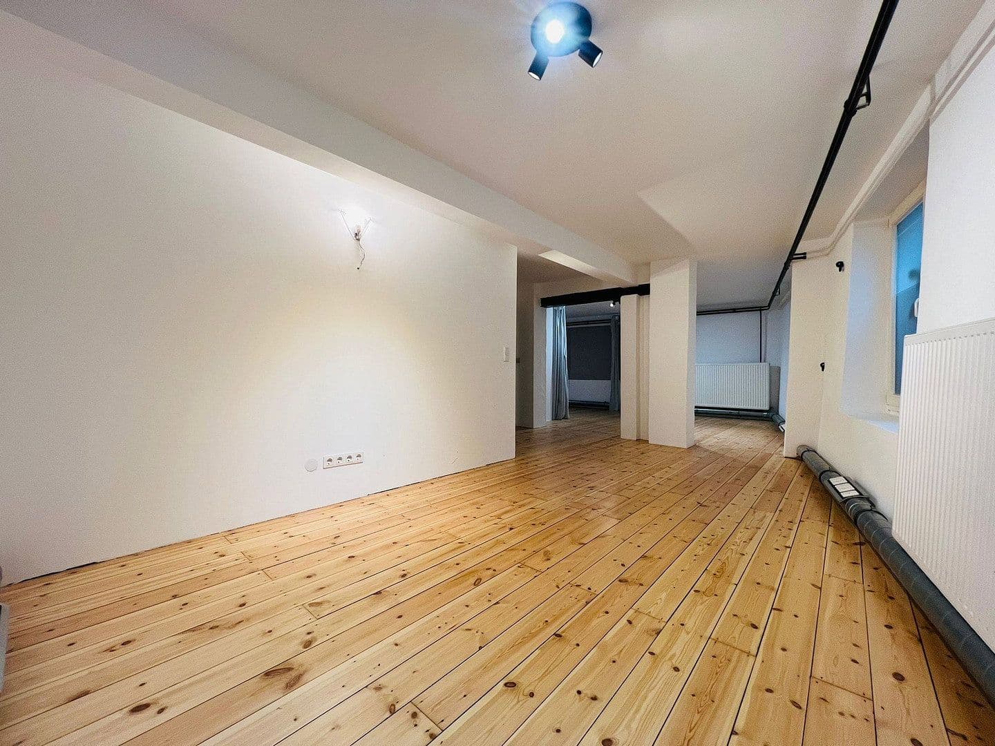 Prenájom kancelárie 110 m², Hamburg, Hamburg Prenájom kancelárie 110 m², Hamburg, Hamburg