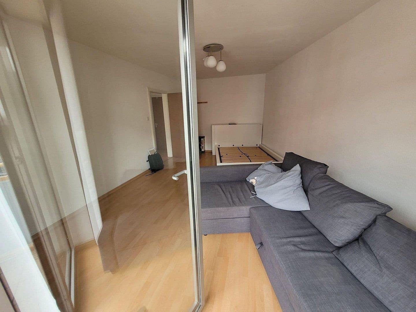 Prenájom bytu 1-izbový 40 m², Gellertstraße 46, Karlsruhe, Bádensko-Wurttembersko Prenájom bytu 1-izbový 40 m², Gellertstraße 46, Karlsruhe, Bádensko-Wurttembersko