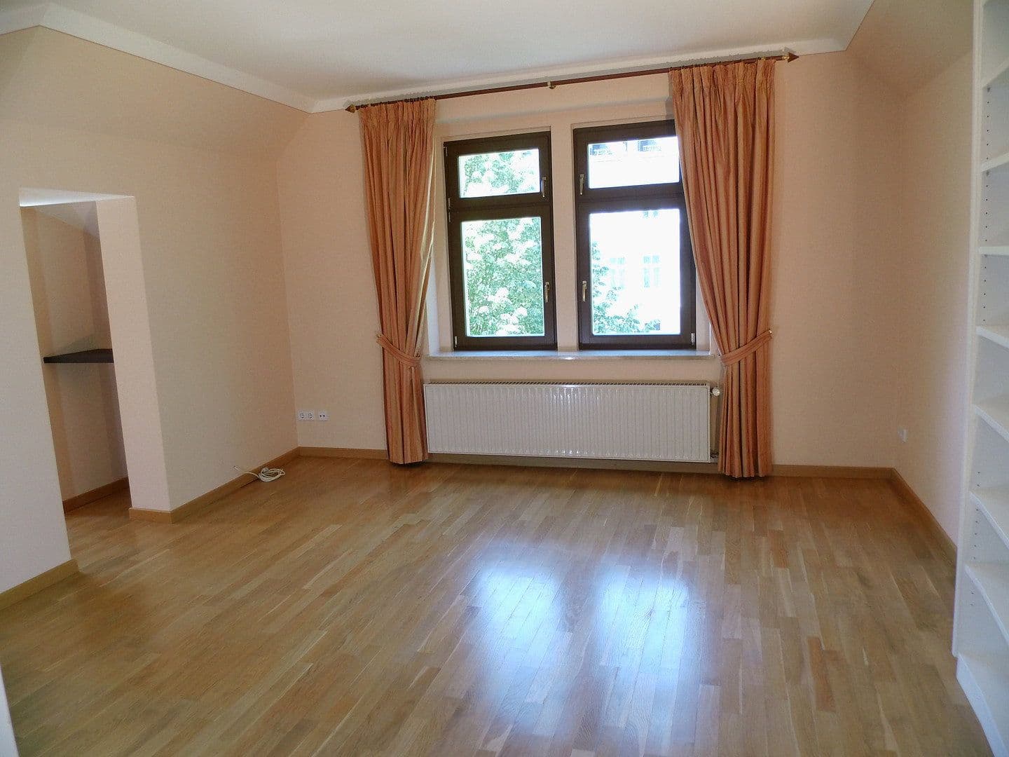 Prenájom bytu 5-izbový 178 m², Görlitz, Sasko Prenájom bytu 5-izbový 178 m², Görlitz, Sasko